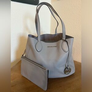 NWOT MICHAEL KORS PEBBLED REVERSIBLE LEATHER TOTE
